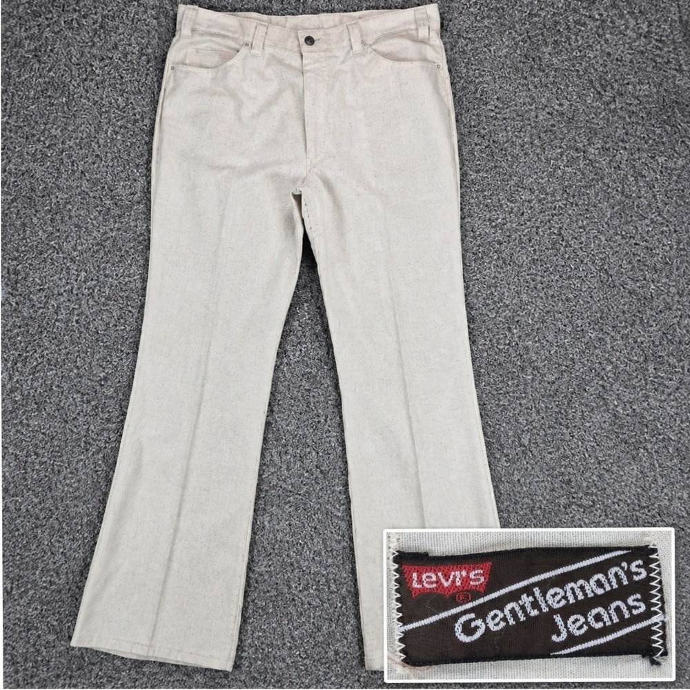 Vintage 70s Levis Gentleman's Jeans Mens 38x30 Beige Bootcut Trousers